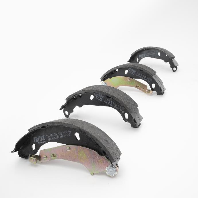 Balatas / Patín o Bandas de freno para mayor seguridad al frenar Balatas o Patín para un sistema de frenos de calidad marca matsumoto