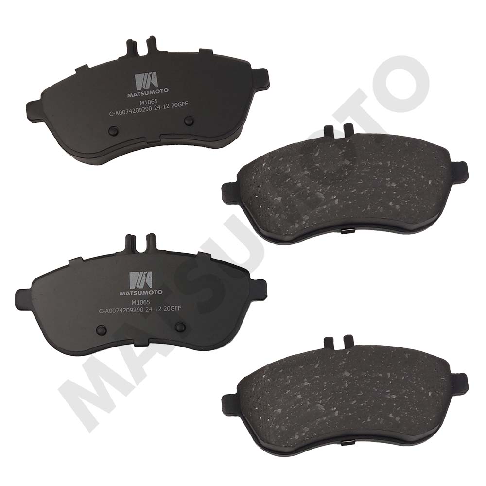 M1065 Pastillas de freno Carbo-Cerámica delanteras Mercedes Benz C180 C200 (2014-2019)