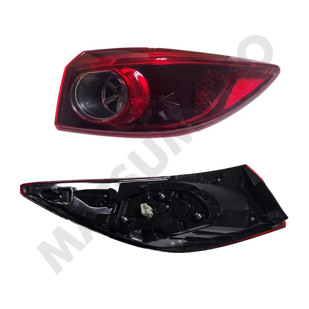 Farol Externo Trasero Derecho Mazda 3 Sedan (2018-2019)
