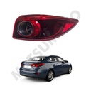 Farol Externo Trasero Derecho Mazda 3 Sedan (2018-2019)