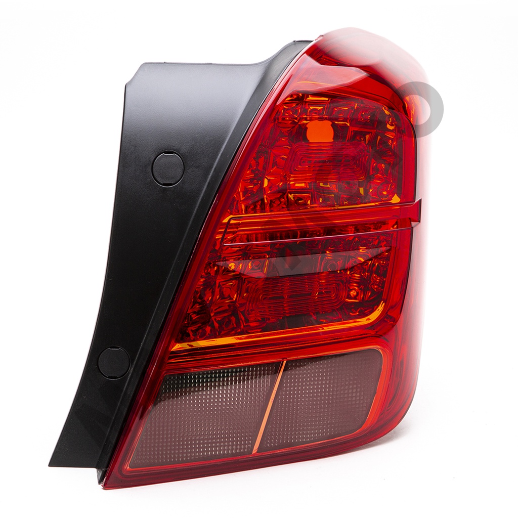 Farol Derecho Chevrolet Tracker (2013-2015)