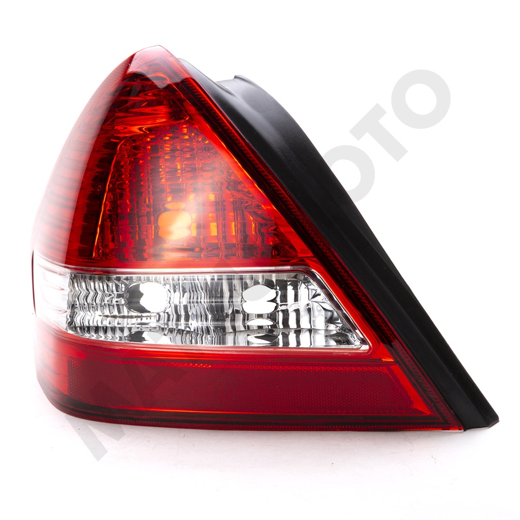 Farol Izquierdo Nissan Tiida